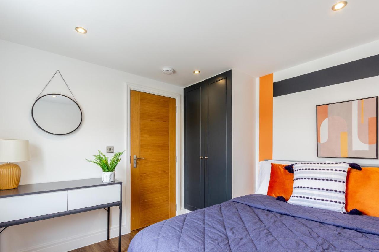Bright Cheery 4 Bd Apartment By Brighton Station Екстер'єр фото