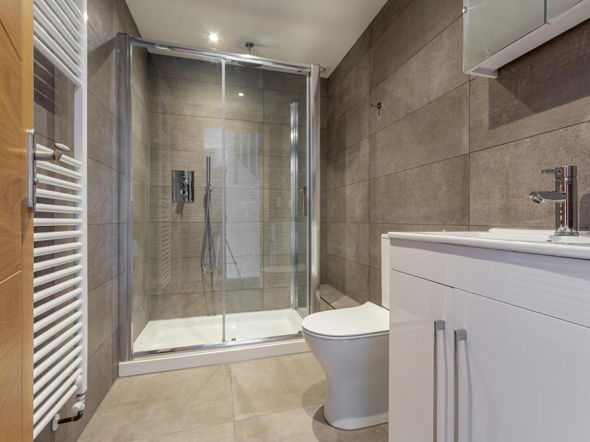 Bright Cheery 4 Bd Apartment By Brighton Station Екстер'єр фото